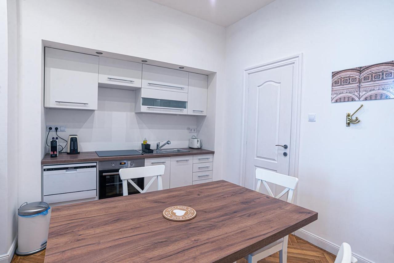 Joy Apartments On Kiraly Street Budapeşte Dış mekan fotoğraf